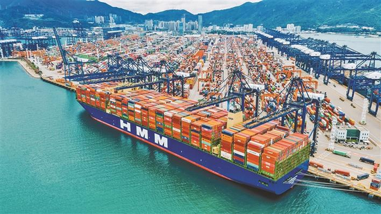 深圳加工贸易焕发新活力 今年1至7月深圳关区加工贸易进出.